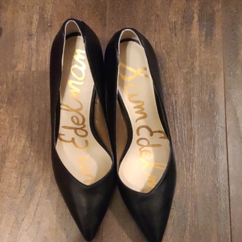 Sam Edelman pumps